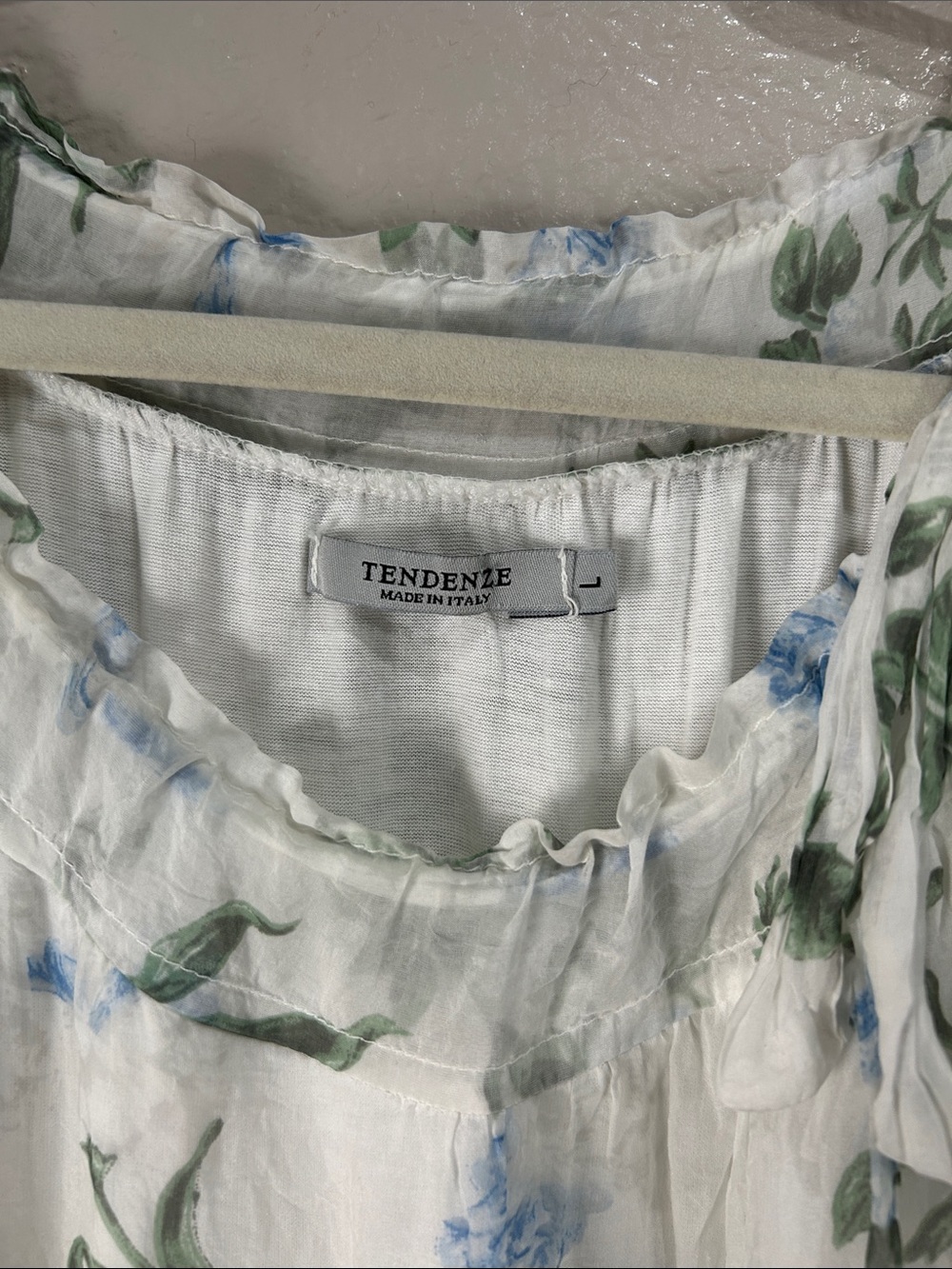 Tendenze Pure Silk Ivory Floral Blouse  Sz L Feminine Summer Casual Chic TC018 - Picture 2 of 6